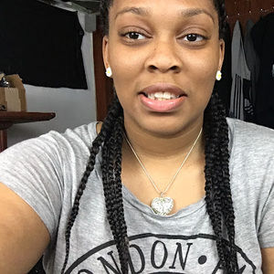 Meet your Posher, Antoinette